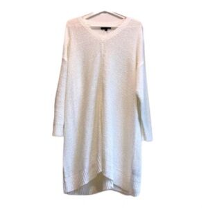 Lily Morgan long sleeved creme Sweater Size 1X